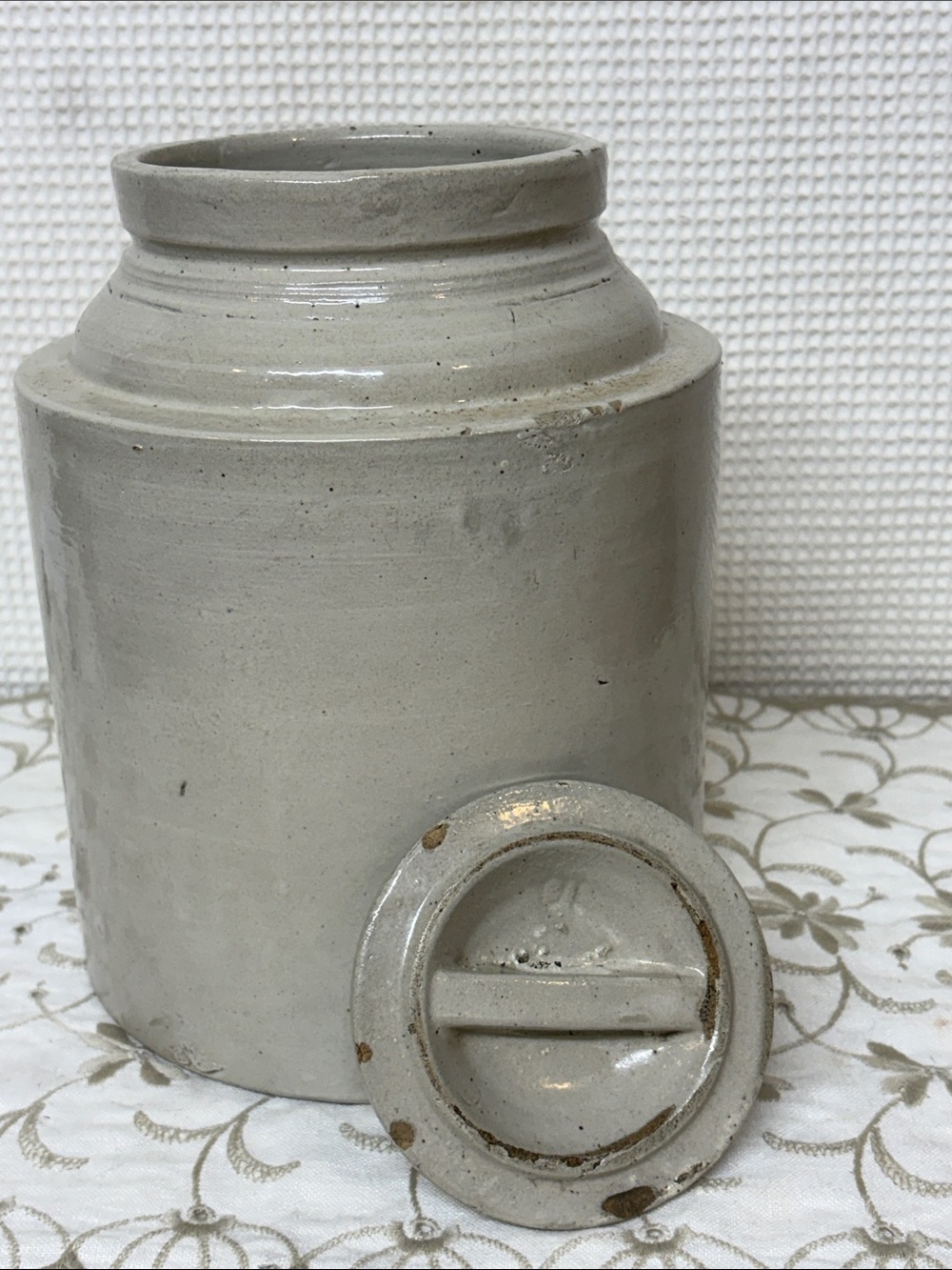 Crock with lid